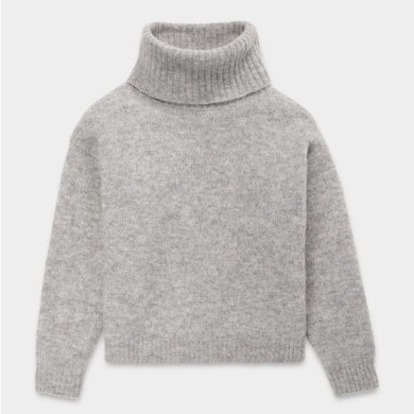 NWT UGG Women’s Lylah Rollneck Sweater. S - Picture 2 of 12